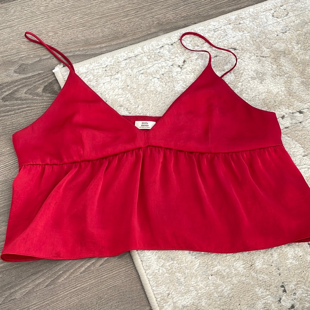 Aritzia red silk top size M